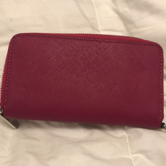 Michael Kors large wallet - Picture 5 of 8